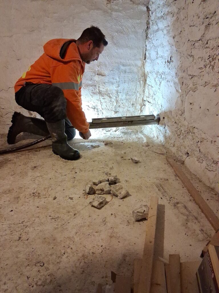 Water main replacement London Ontario lead pipe directional drilling licensed master plumbe